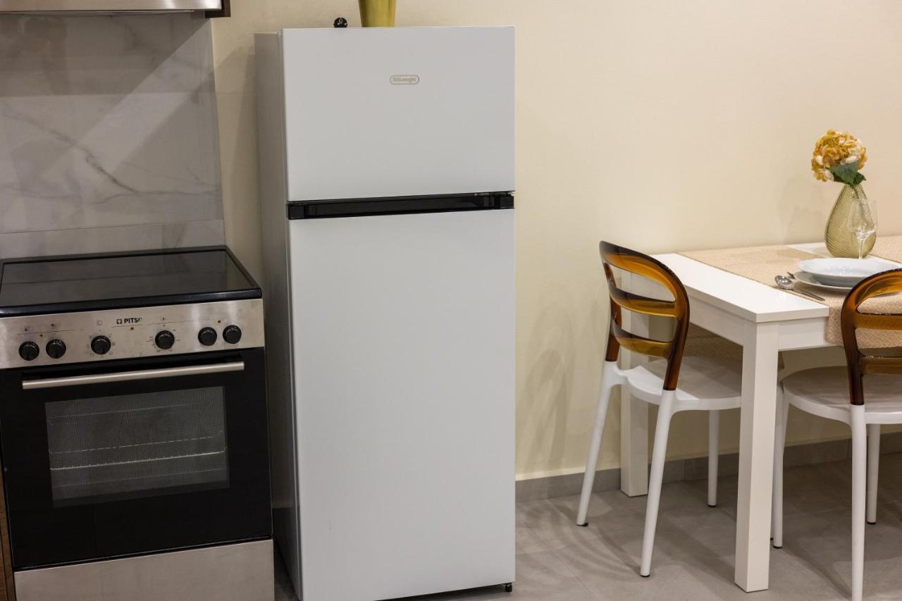 Adriana Apartment Agia Marina  Екстер'єр фото