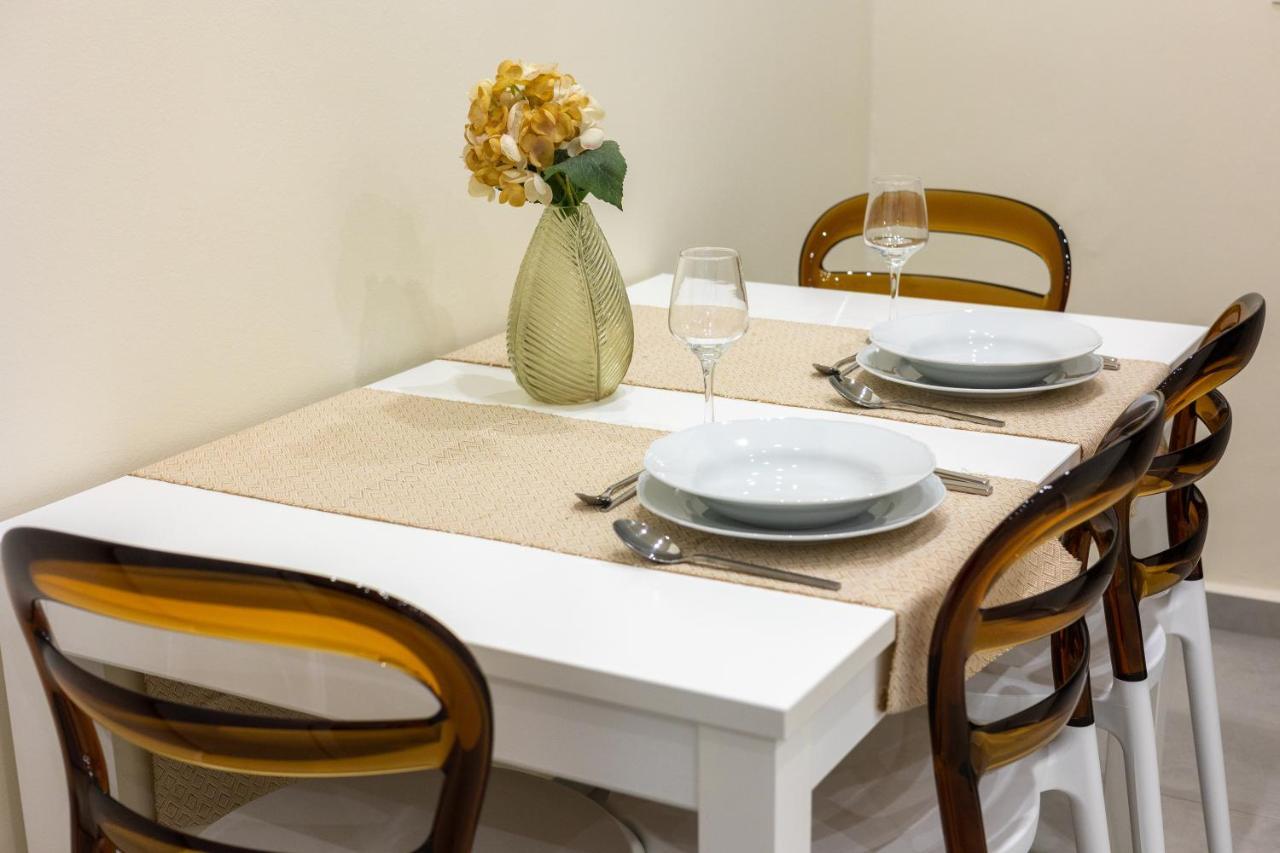 Adriana Apartment Agia Marina  Екстер'єр фото